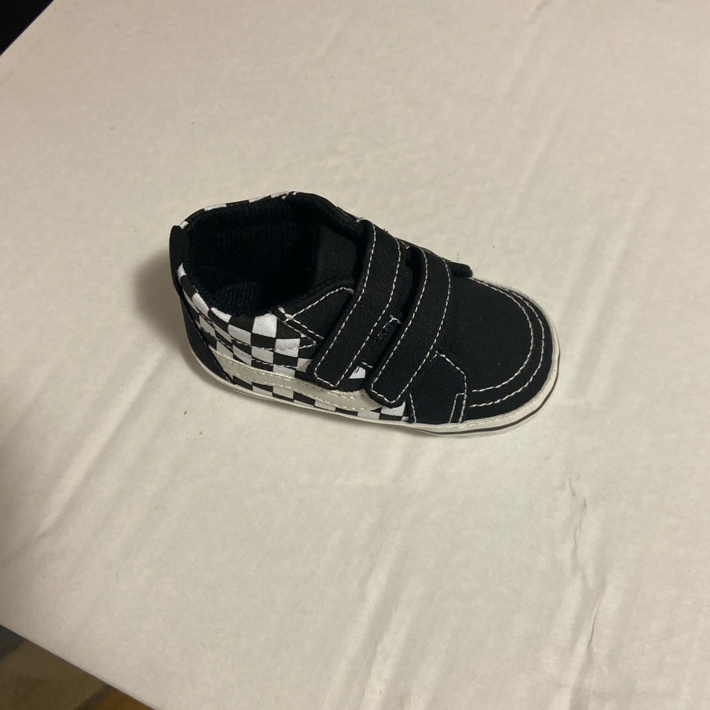 Baby shoes newborn up to 18 months (1-3)